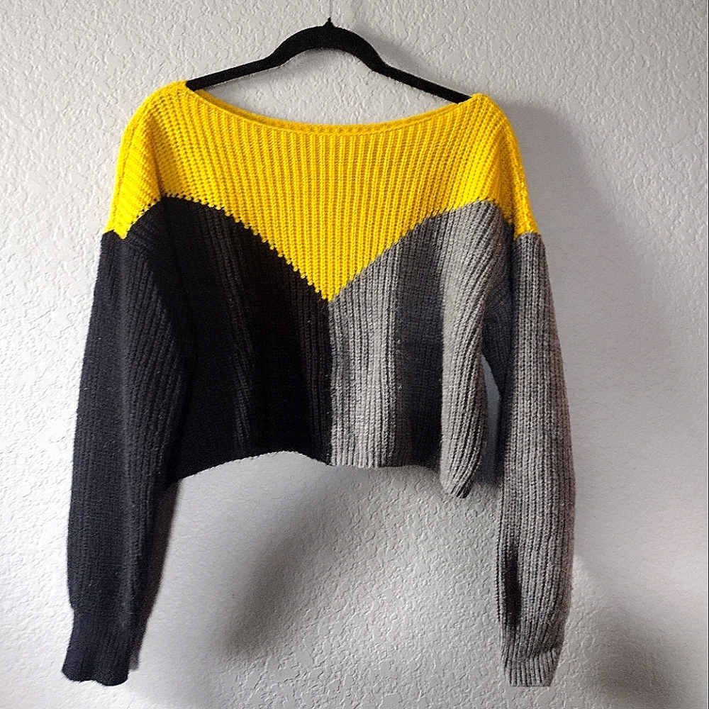 Fashion Nova Black Yellow and Grey Crop Sweater Pullover Geometric Long Sleeve L